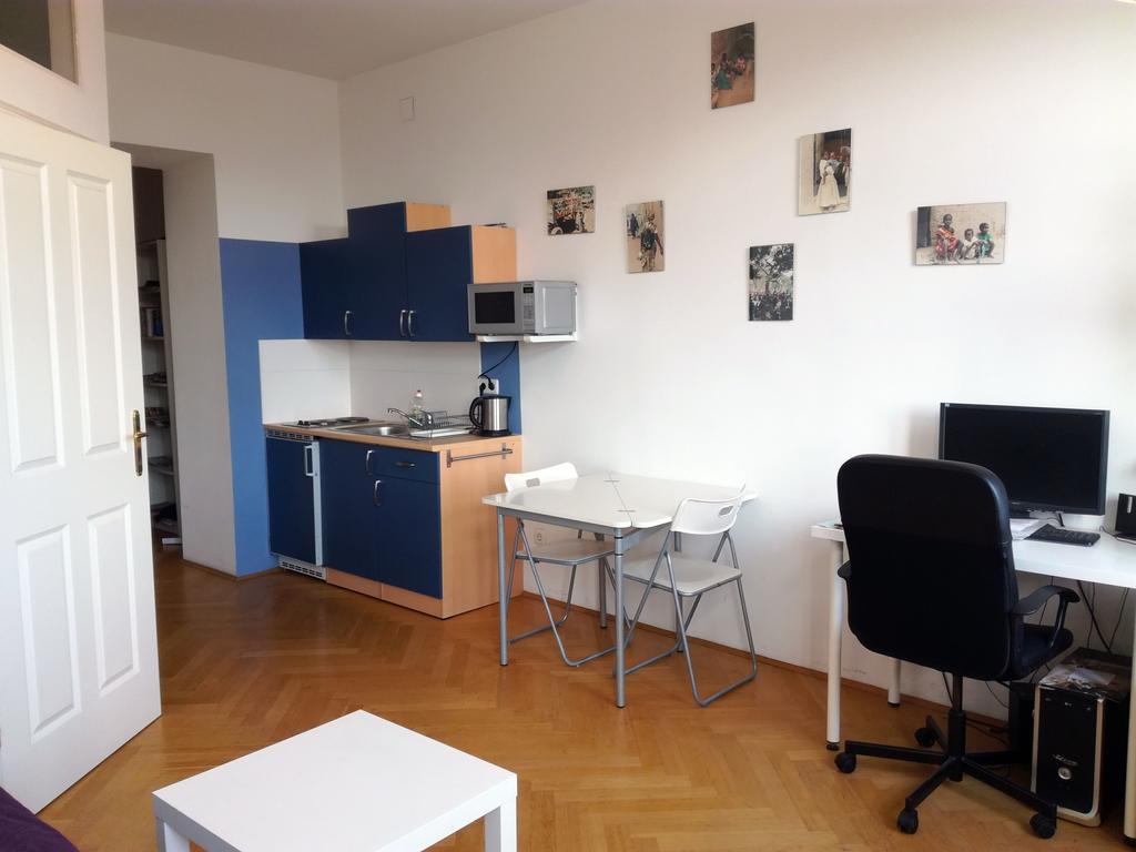 Le Petit Appartement Вена Экстерьер фото