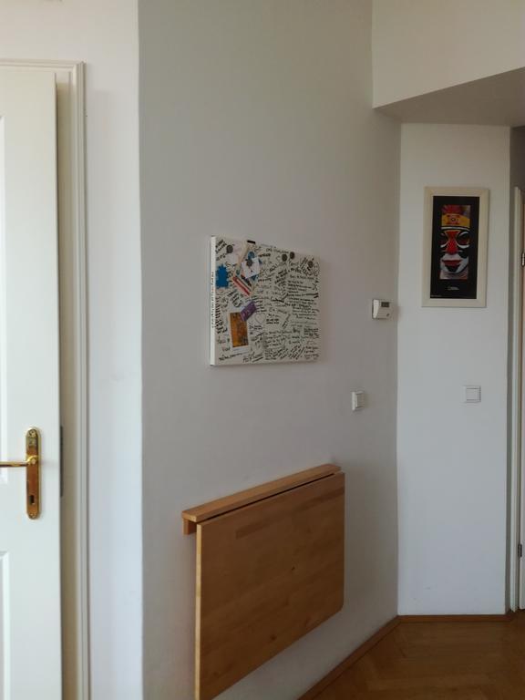 Le Petit Appartement Вена Экстерьер фото